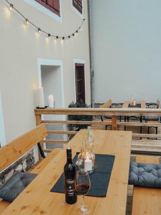 Gasthof Zum Gruenen Specht Oberzeiring Εξωτερικό φωτογραφία